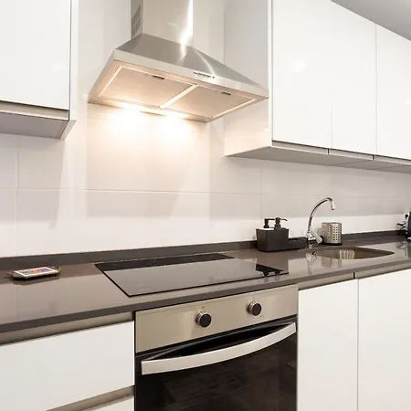 Modern Near Huelin & Free Parking Apartment