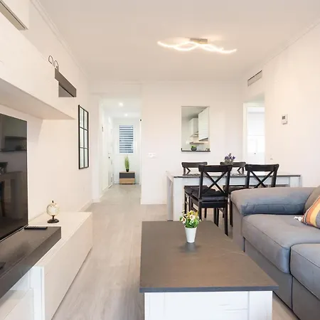Apartment Modern Near Huelin & Free Parking