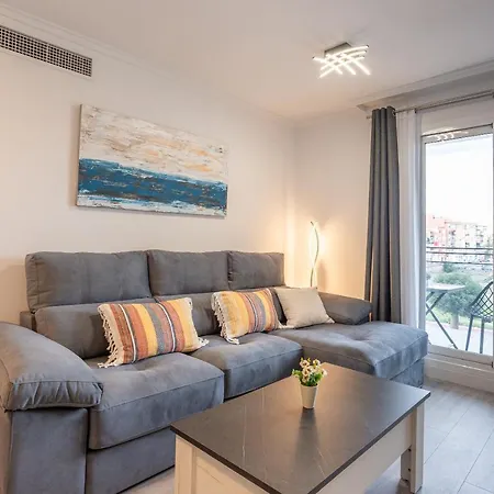 Modern Near Huelin & Free Parking *